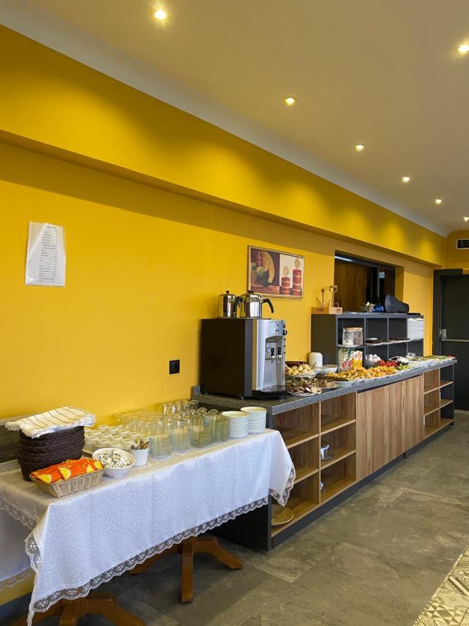 Roy Otel Akcay Bagian luar foto